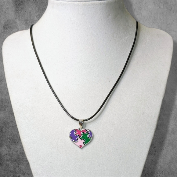 New Autism Awareness Necklace Heart Puzzle Piece Charm Silver Chain Pink - Picture 7 of 8